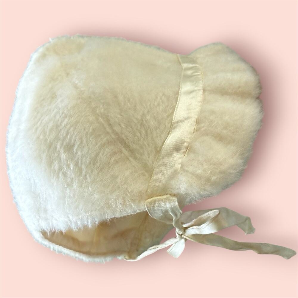 Vtg Antique Baby Bonnet Faux Fur Heirloom White Silk Ribbon Satin Lined 20s